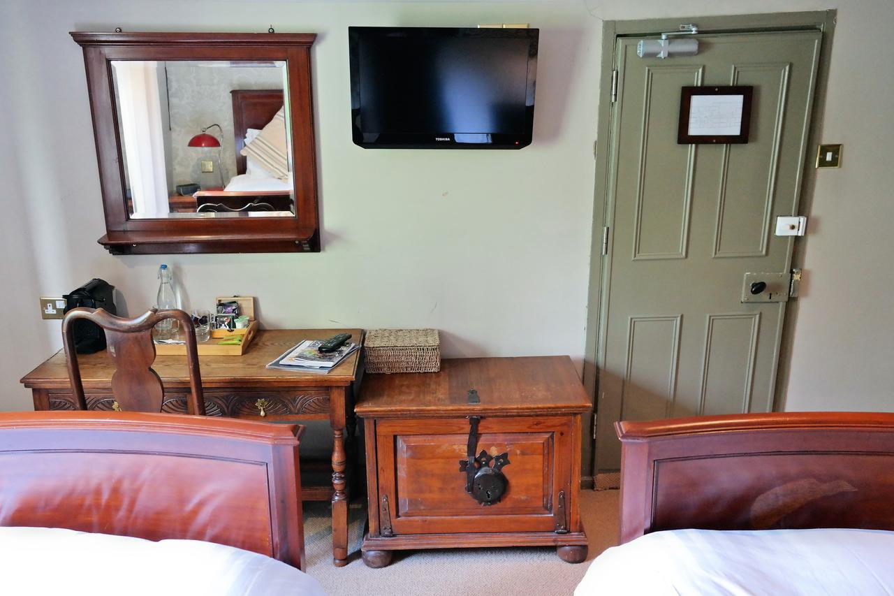 The Cross Keys Hotel แซฟฟรอนวอลเดน ภายนอก รูปภาพ